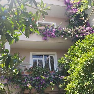 Flowers Guesthouse
